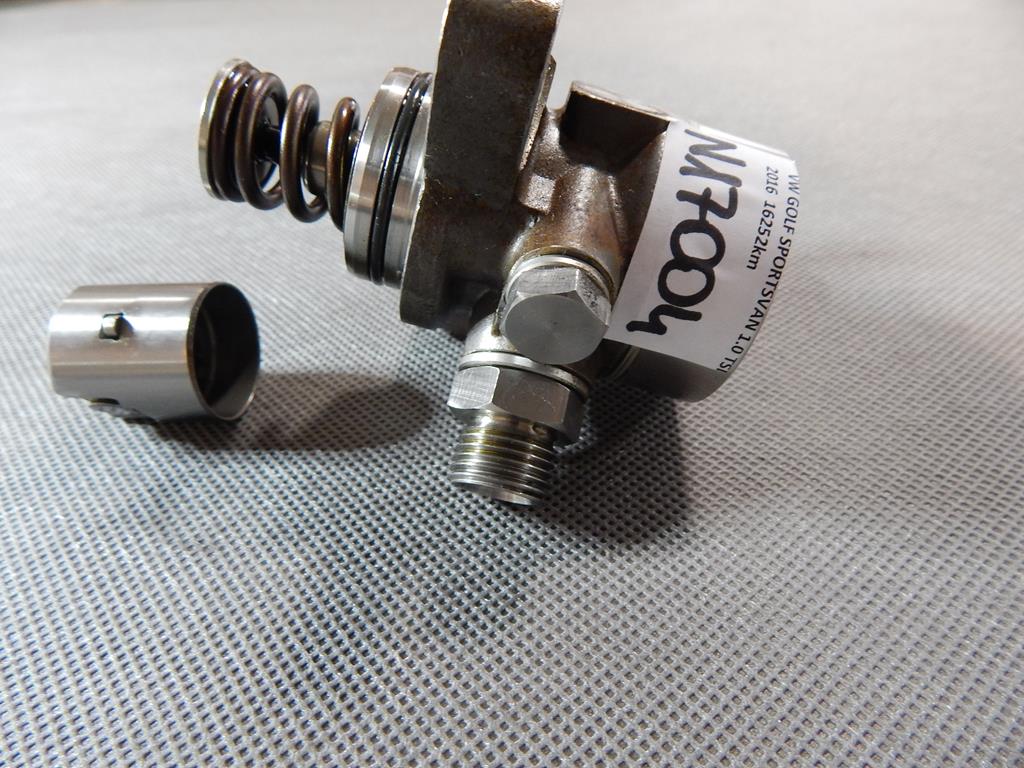 VW GOLF 7 SPORTSVAN FUEL PUMP V03946016BK