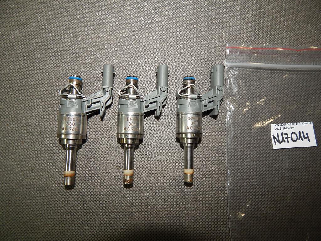 VW GOLF 7 SPORTSVAN INJECTION INJECTOR V03951456D