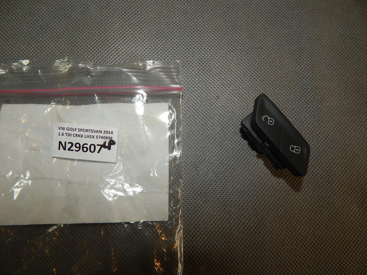 VW GOLF 7 SPORTSVAN LOCK BUTTON 510962125