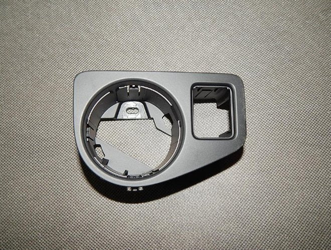 VW GOLF 7 SPORTVAN SWITCH FRAME 517858415B