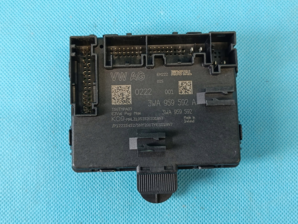 VW GOLF 8 LIFT VARIANT 1.5 TSI 110KW 26R DOOR MODULE RIGHT FRONT 3WA959592A