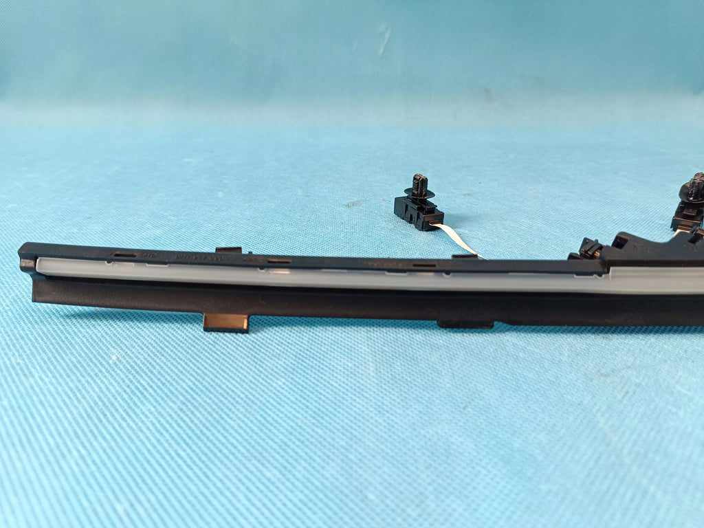 VW GOLF 8 LIFT VARIANT 1.5 TSI 2026 R CONSOLE LIGHT 5H1947096B