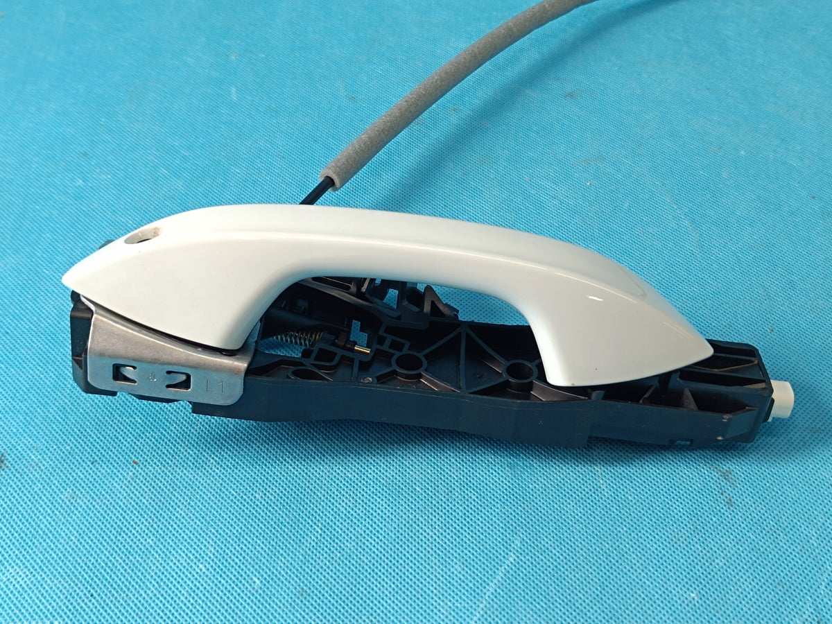 VW GOLF 8 LIFT VARIANT 1.5 TSI 26R DOOR HANDLE KESSY LEFT FRONT 5H1837205F