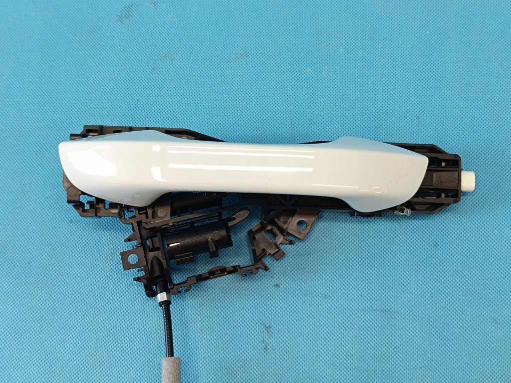 VW GOLF 8 LIFT VARIANT 1.5TSI 2026R DOOR HANDLE KESSY RIGHT REAR 5H0837206F