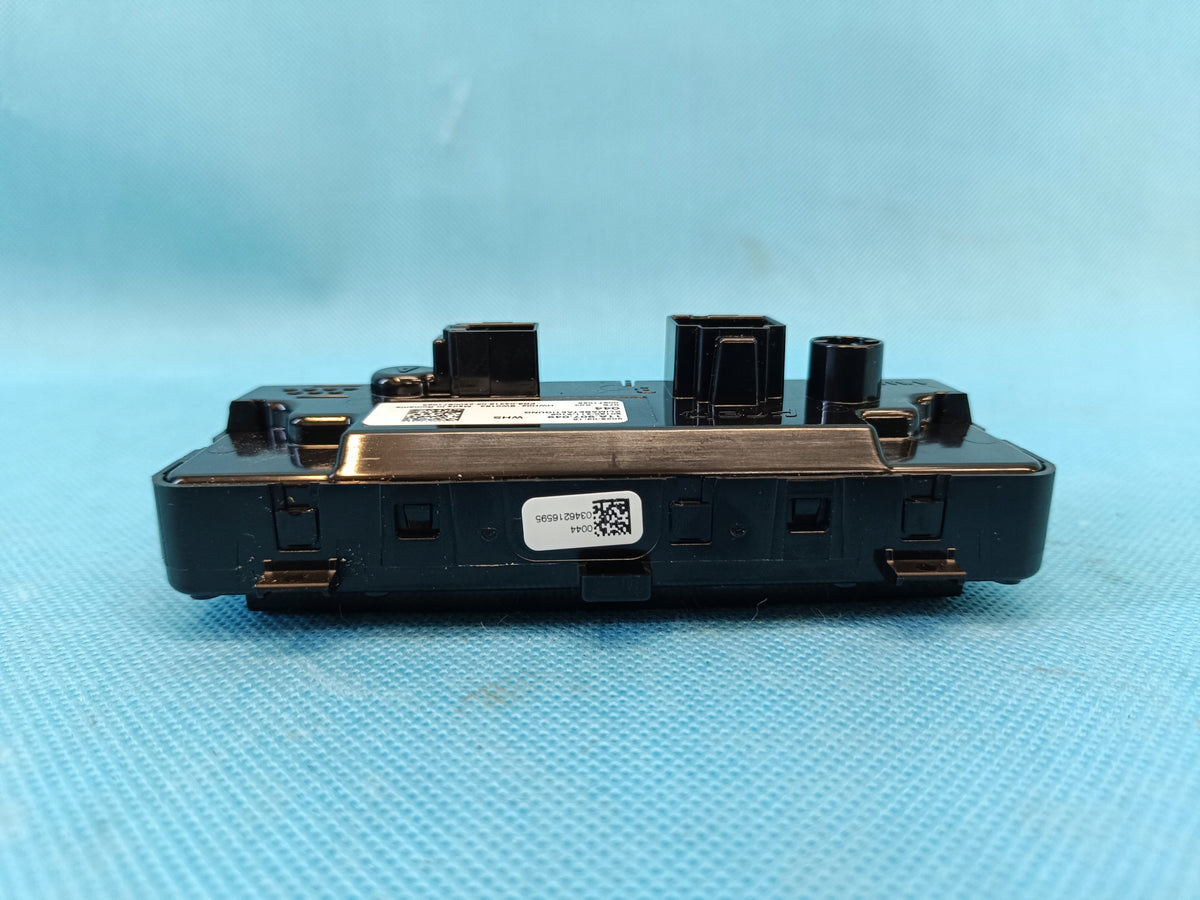 VW GOLF 8 LIFT VARIANT 1.5TSI 2026R TUNNEL AIR CONDITIONING PANEL REAR 11A907049