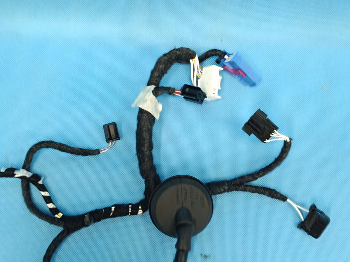 VW GOLF 8 VARIANT LIFT 1.5 TSI 2024 R DOOR HARNESS RIGHT FRONT 5H4971121EF