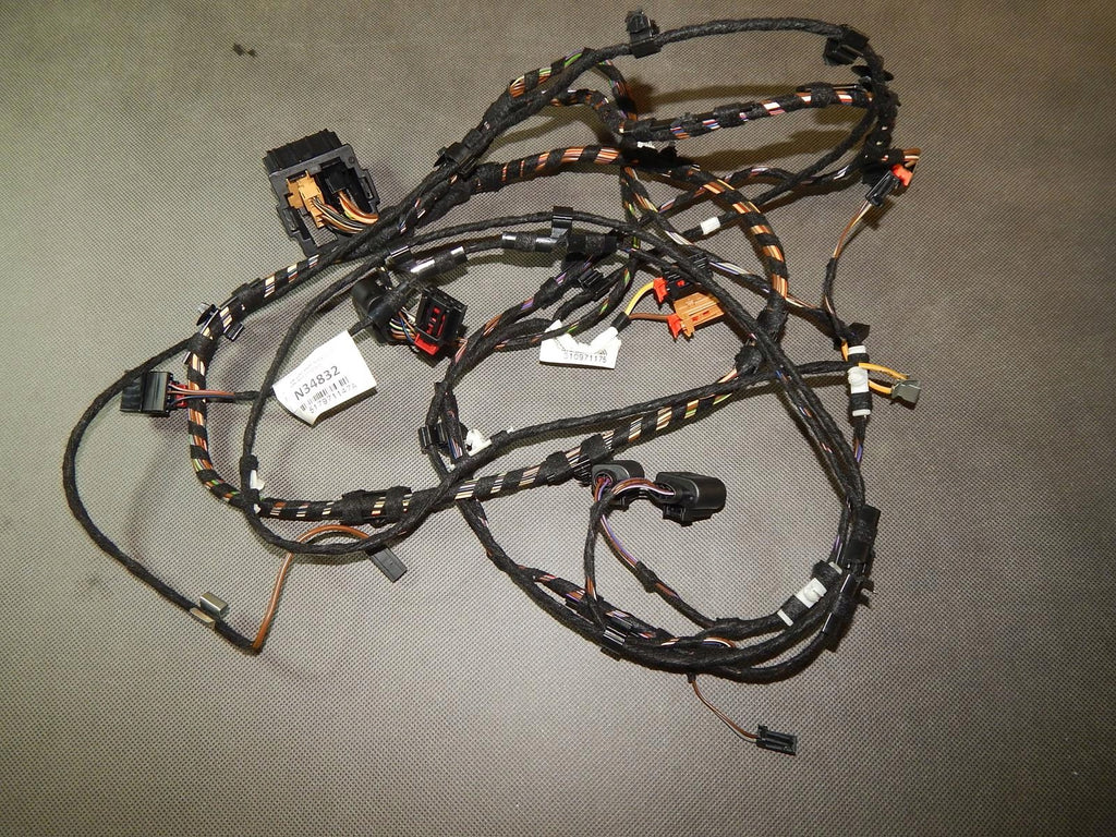 VW GOLF SPORTSVAN FLAP HARNESS 517971147A