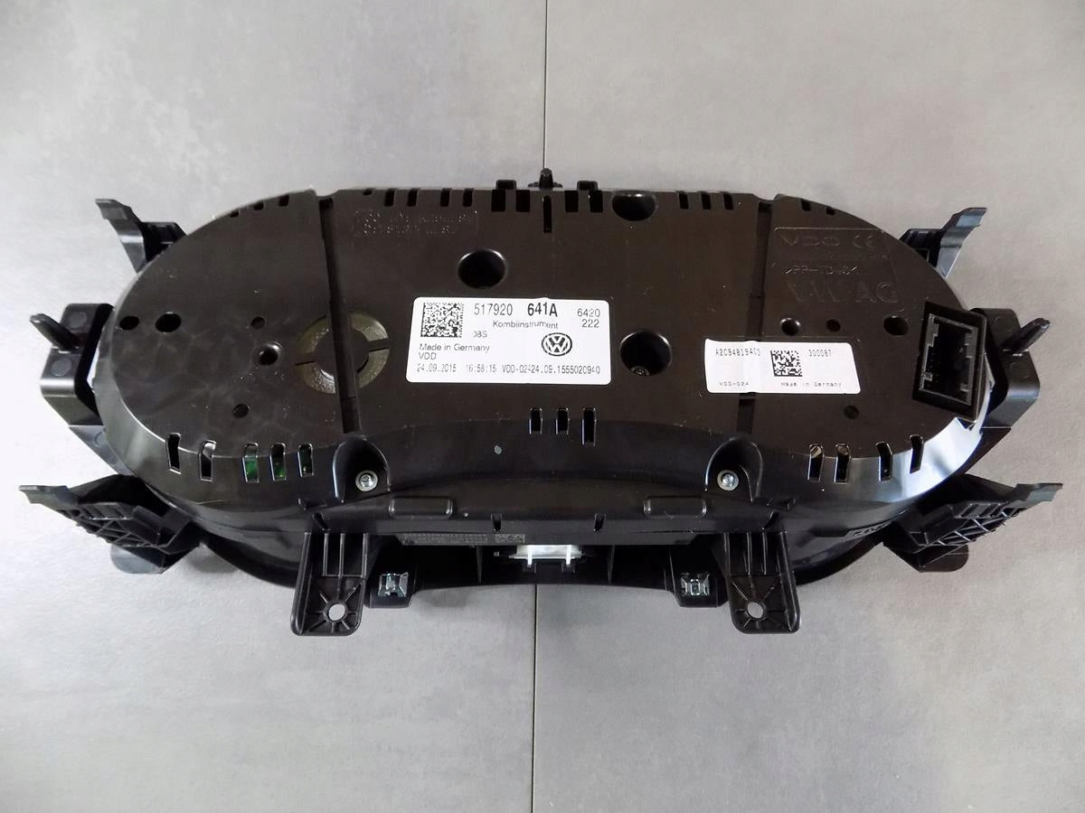 VW GOLF SPORTSVAN TDI COUNTER CLOCKS 517920641A