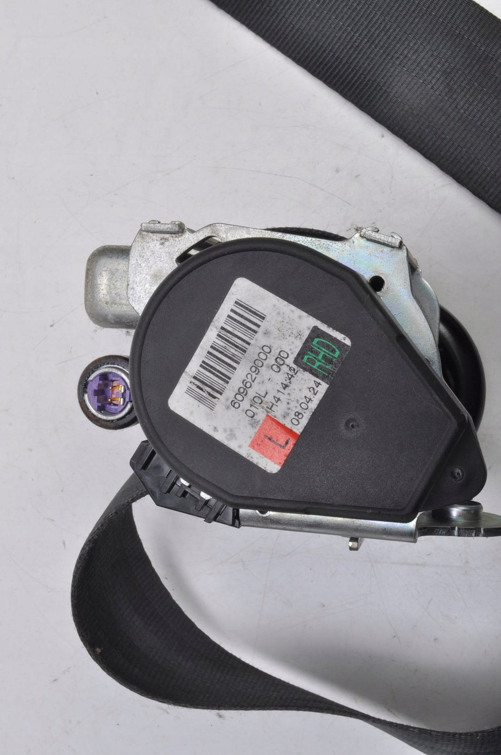 VW GOLF V SEAT BELT LEFT FRONT UK 5D HB 1K4857705AS
