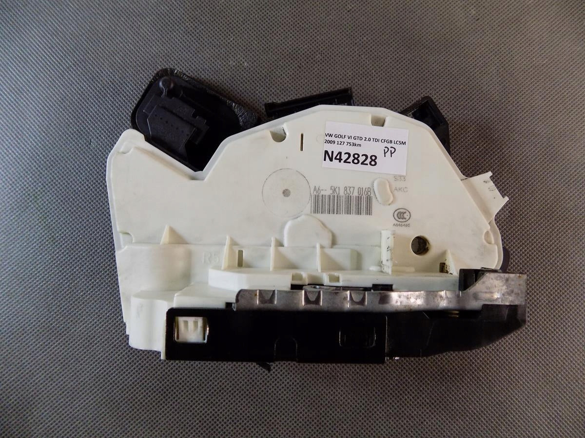 VW GOLF VI DOOR LOCK FRONT RIGHT 5K1837016B