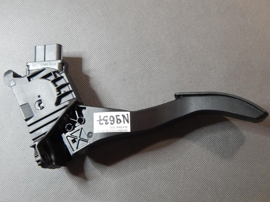 VW GOLF VII 1.2 TSI GAS POTENTIOMETER 5Q01721503H