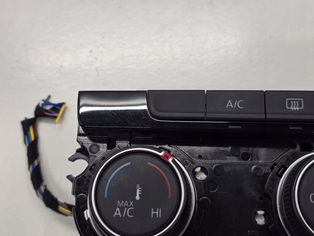 VW GOLF VII 14R AIR CONDITIONING PANEL 5G0907426Q