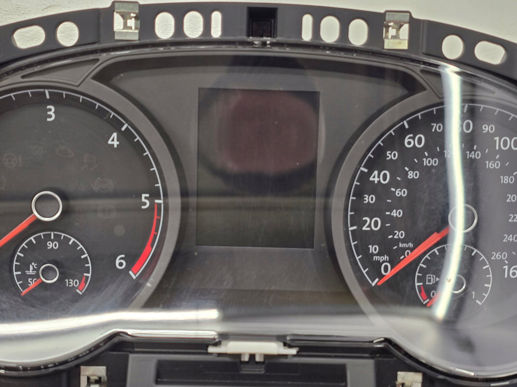 VW GOLF VII 14R COUNTER CLOCK 2.0TDI ANGLIK UK 5G0920960A