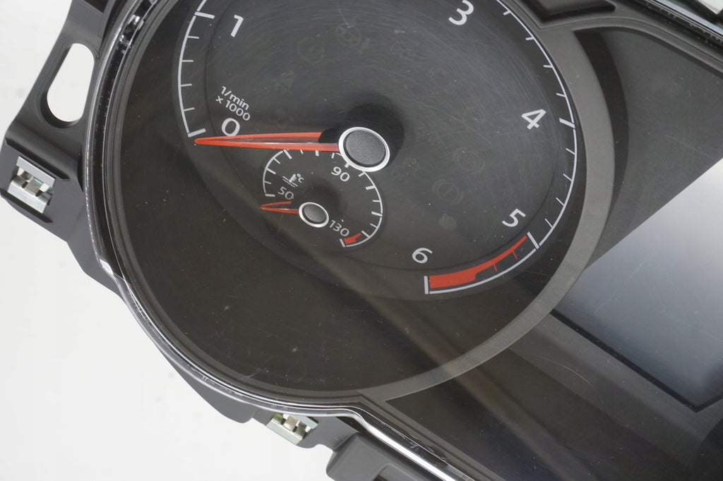 VW GOLF VII 14R COUNTER CLOCK 2.0TDI ANGLIK UK 5G1920951