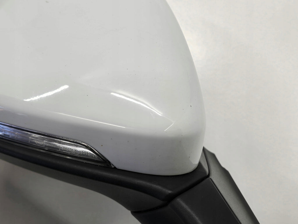 VW GOLF VII 14R MIRROR RIGHT 6PIN LC9A ANGLIK UK