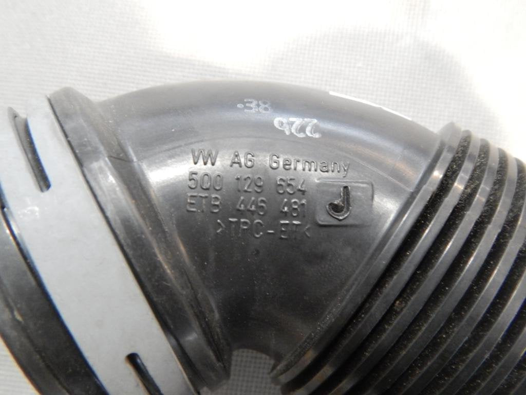 VW GOLF VII AIR SUCTION HOSE 5Q0129654J