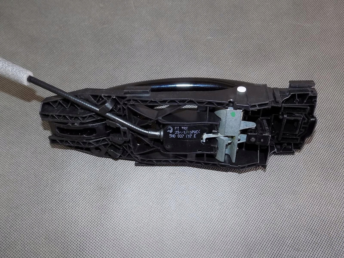 VW GOLF VII DOOR HANDLE LEFT REAR LC9X 5N0839885H