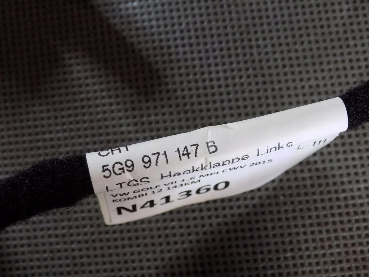VW GOLF VII FLAP INSTALLATION REAR 5G9971147B