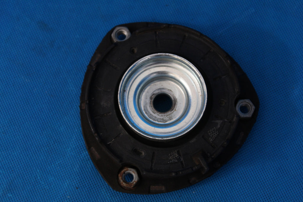 VW GOLF VII GTI SHOCK ABSORBER SOCKET FRONT 2016R 5Q0412331