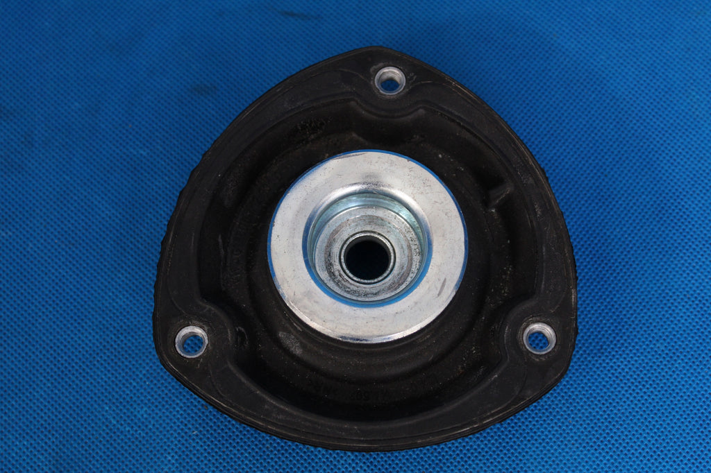 VW GOLF VII GTI SHOCK ABSORBER SOCKET FRONT 2016R 5Q0412331