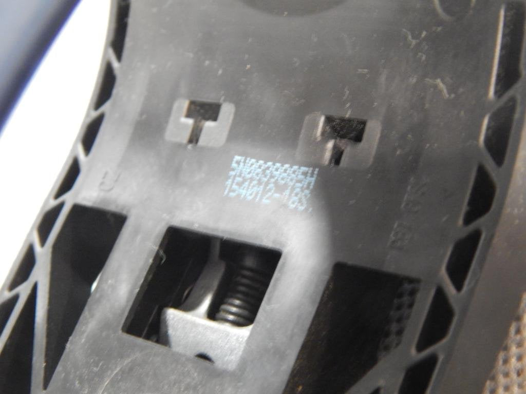 VW GOLF VII HANDLE EXTERIOR LEFT REAR LA5J 5G0837205