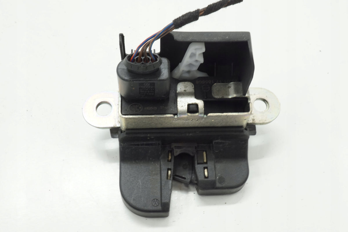 VW GOLF VII STATION WAGON LIFT 17R TAILGATE LOCK 5G0827505D