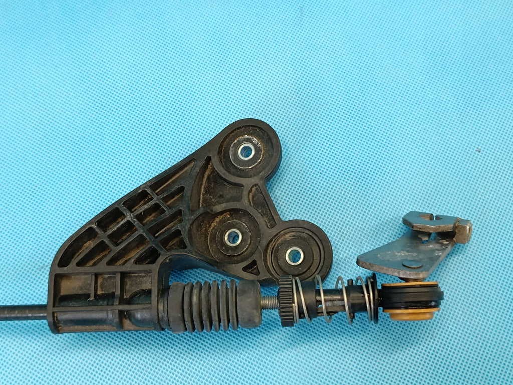 VW GOLF VIII 8 VARIANT 2.0TDI 2022R GEAR SELECTOR AUTOMATIC UCE 5WA713033CC