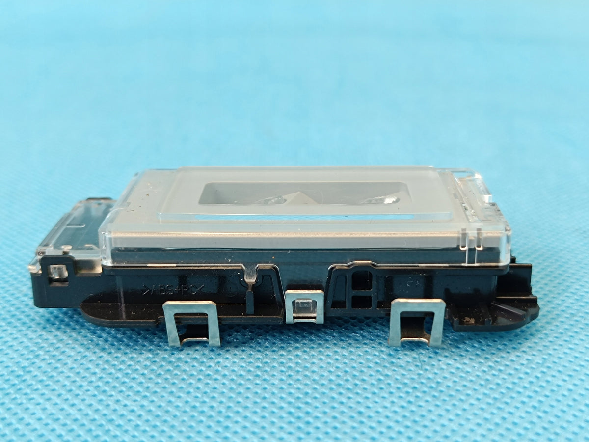 VW GOLF VIII 8 VARIANT 2.0TDI 2022R INDOOR CABIN LAMP LEFT 5H9947303