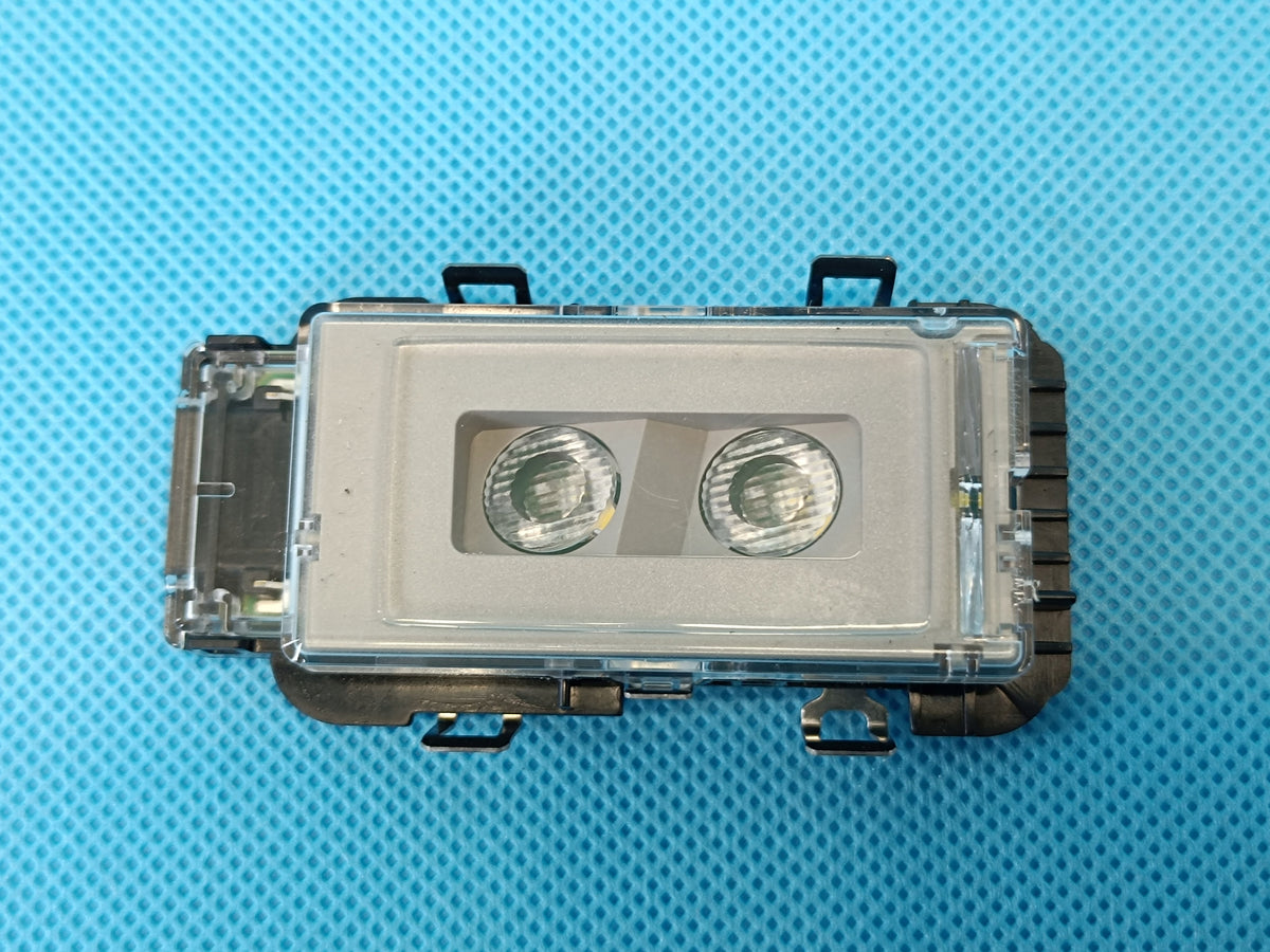 VW GOLF VIII 8 VARIANT 2.0TDI 2022R INDOOR CABIN LAMP LEFT 5H9947303
