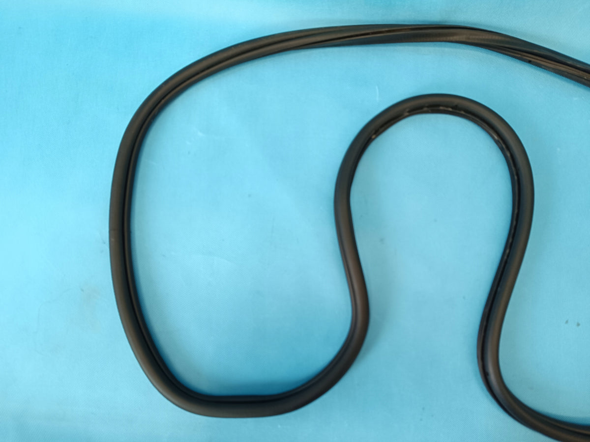 VW GOLF VIII 8 VARIANT 2.0TDI 85KW 2022R GASKET RIGHT FRONT 5H4867912