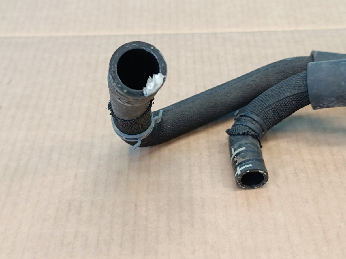 VW GOLF VIII 8 VARIANT 2.0TDI 85KW 2022R PIPE WATER LINE 3Q0121064AE