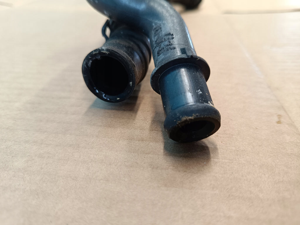VW GOLF VIII 8 VARIANT 2.0TDI 85KW 2022R PIPE WATER LINE 3Q0121064AE