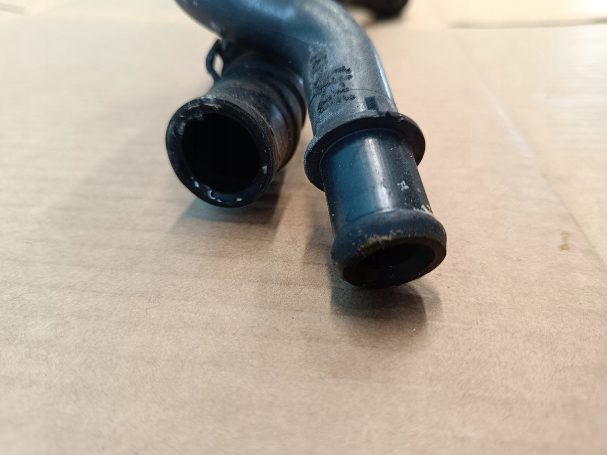 VW GOLF VIII 8 VARIANT 2.0TDI 85KW 2022R PIPE WATER LINE 3Q0121064AE