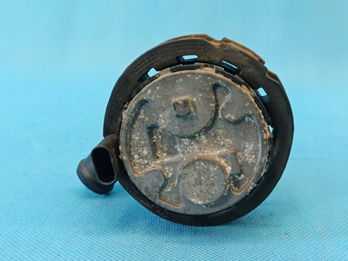 VW GOLF VIII 8 VARIANT 2.0TDI 85KW 2022R WATER PUMP 3Q0965564