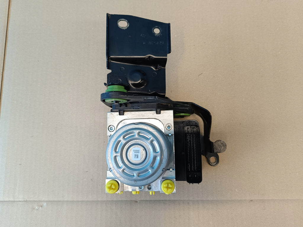 VW GOLF VIII VARIANT 1.5 e-TSI 110KW 2021 R ABS PUMP 5WA614517BH