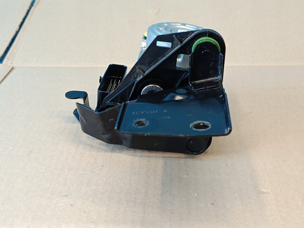 VW GOLF VIII VARIANT 1.5 e-TSI 110KW 2021 R ABS PUMP 5WA614517BH