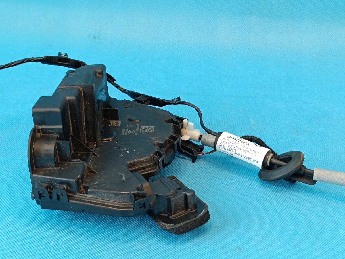 VW GOLF VIII VARIANT 1.5 e-TSI 110KW 2021 R DOOR LOCK LEFT REAR 5TA839015L