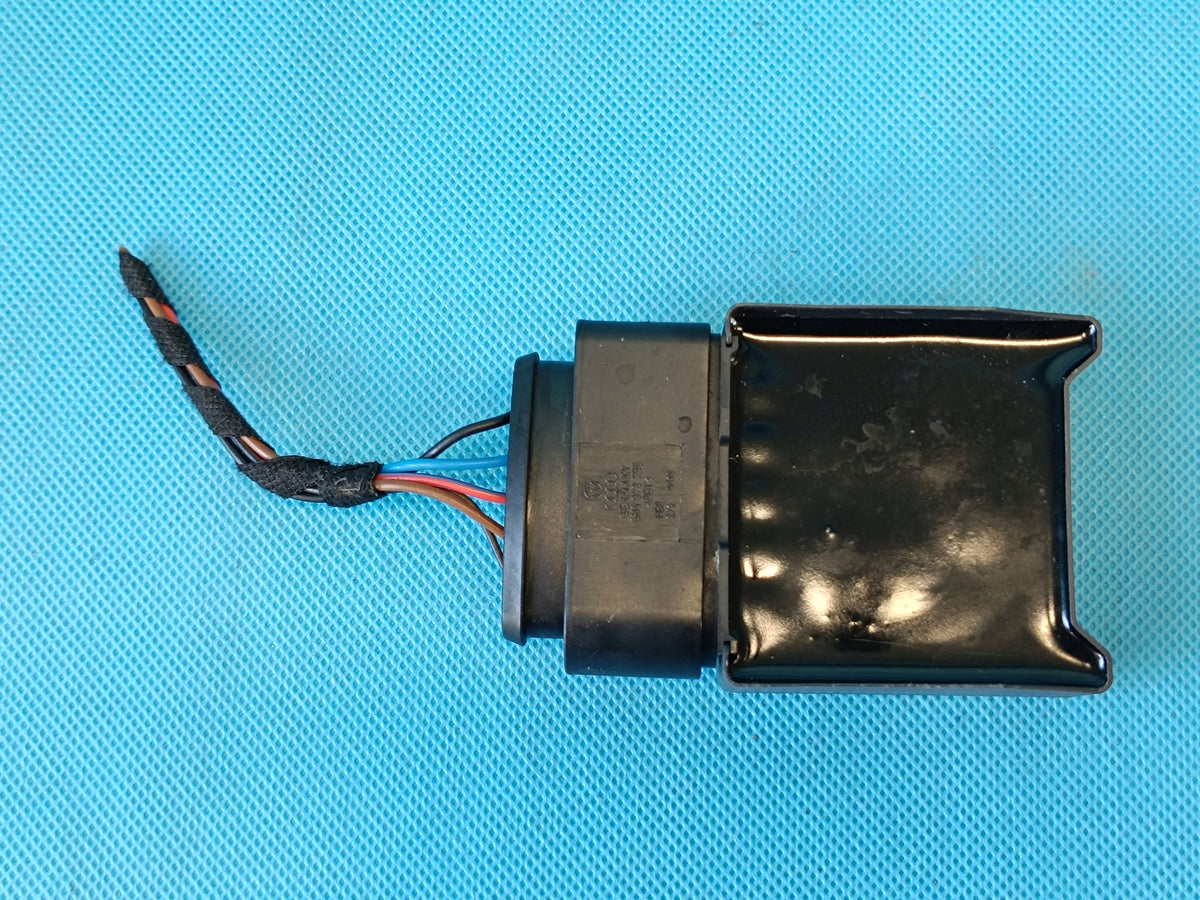 VW GOLF VIII VARIANT 1.5 e-TSI 110KW 2021 R FUEL PUMP MODULE 5Q0906093B