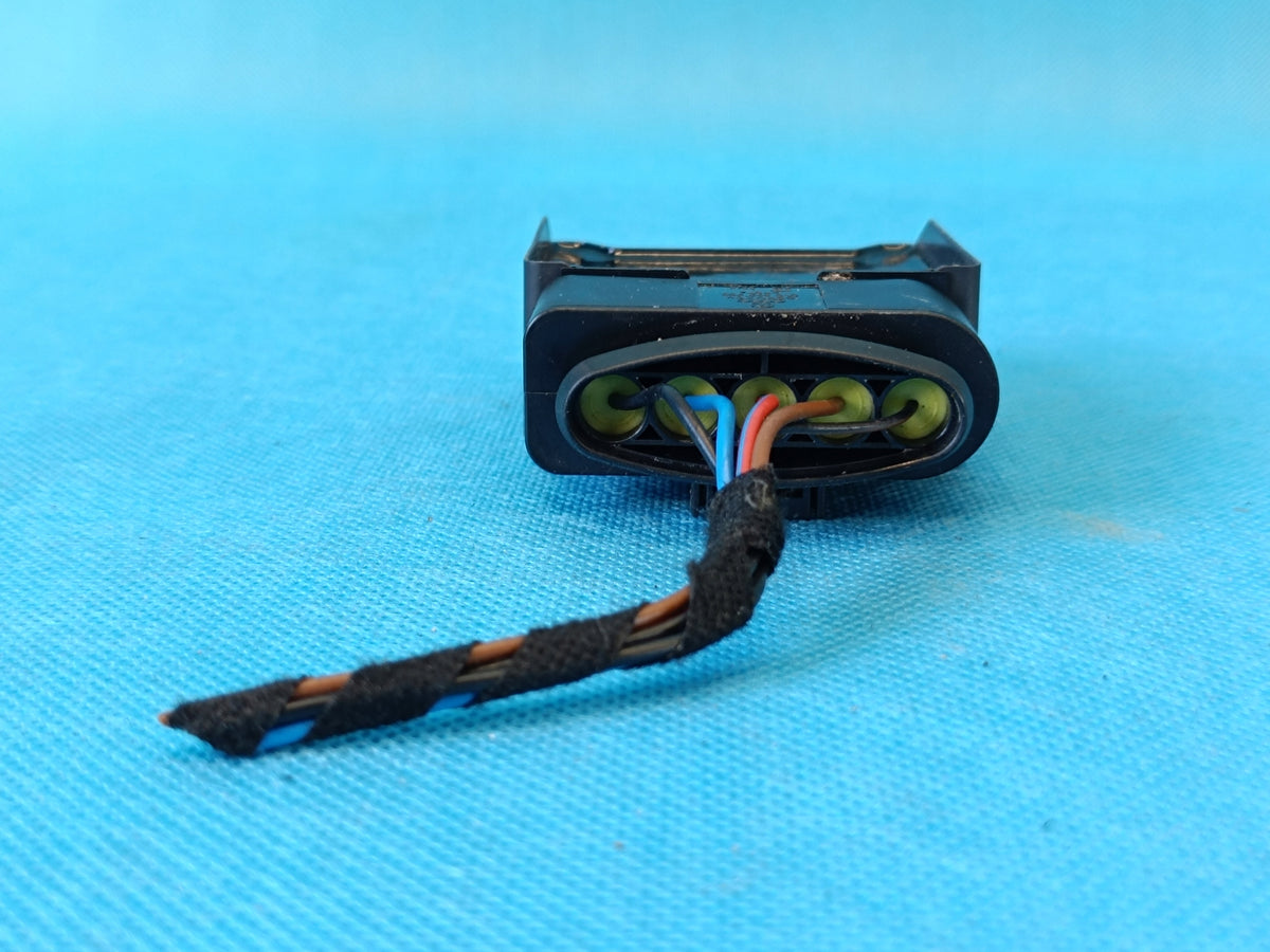 VW GOLF VIII VARIANT 1.5 e-TSI 110KW 2021 R FUEL PUMP MODULE 5Q0906093B