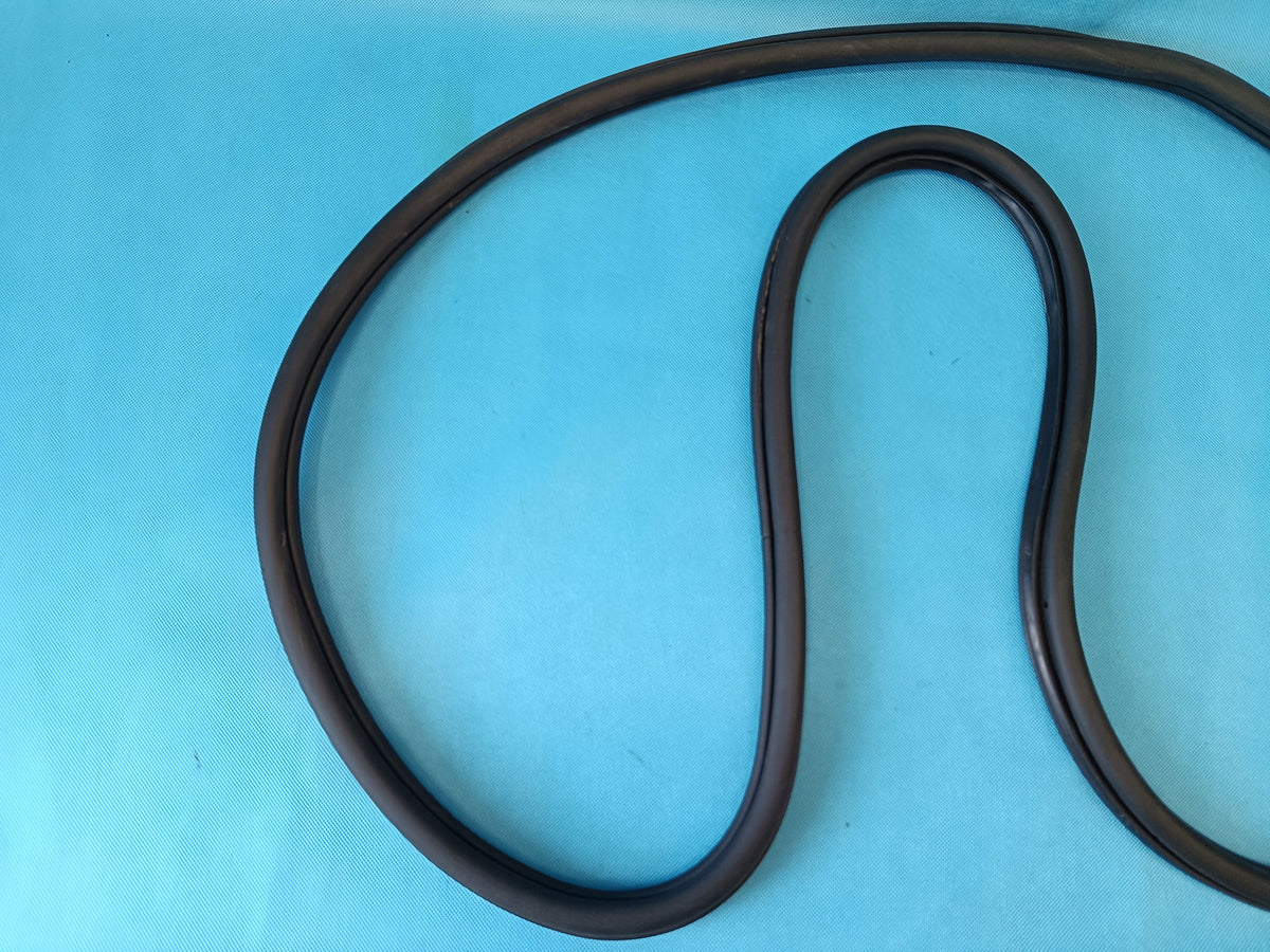 VW GOLF VIII VARIANT 1.5 e-TSI 110KW 2021 R GASKET RIGHT REAR 5H9867914