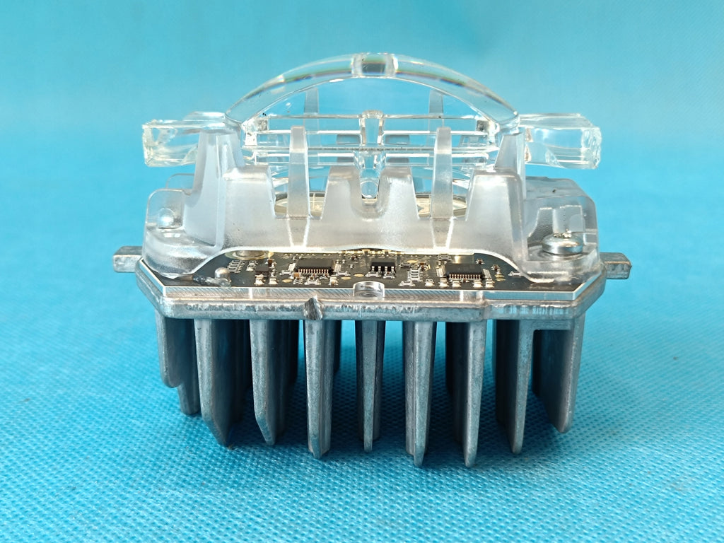 VW GOLF VIII VARIANT 1.5 e-TSI 110KW 2021 R LAMP LENS LEFT 5H0998476