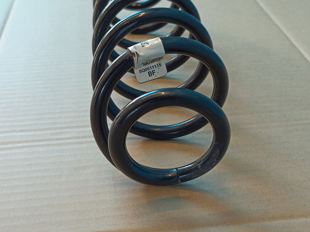 VW GOLF VIII VARIANT 1.5 e-TSI 110KW 2021 R SPRING LEFT REAR 5Q0511115BF