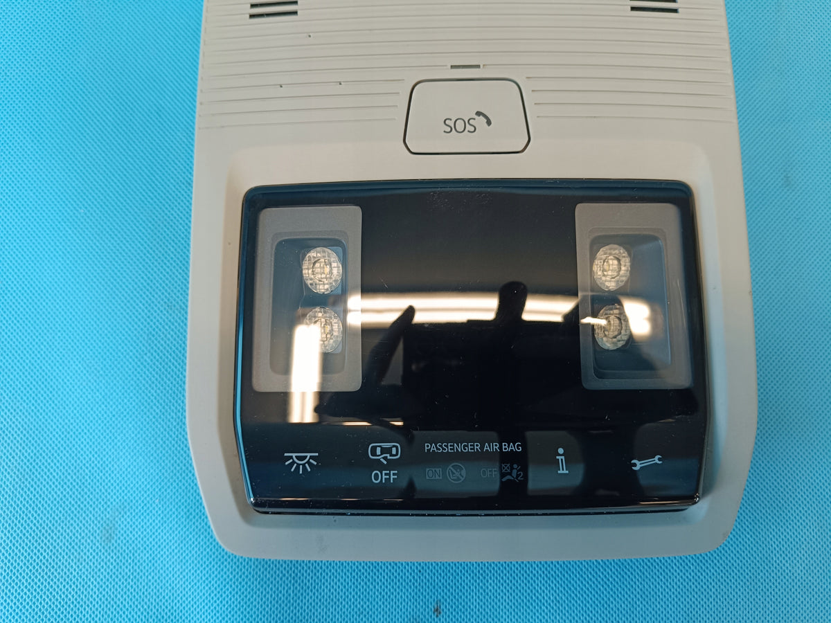 VW GOLF VIII VARIANT 1.5 e-TSI 110KW 2021R HEADLINER LAMP SOS 5H0959561H