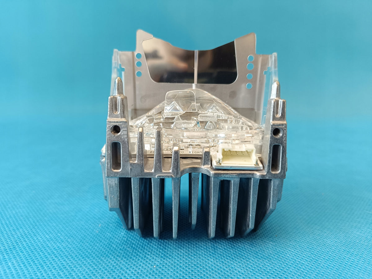 VW GOLF VIII VARIANT 1.5 e-TSI 110KW 2021R LAMP MODULE HEDGEHOG RIGHT 5H0998478E