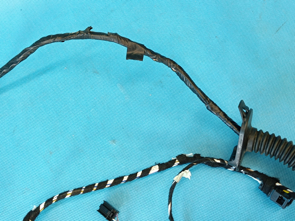 VW GOLF VIII VARIANT 1.5 e-TSI 2021 R DOOR HARNESS RIGHT FRONT 5H4971162BK