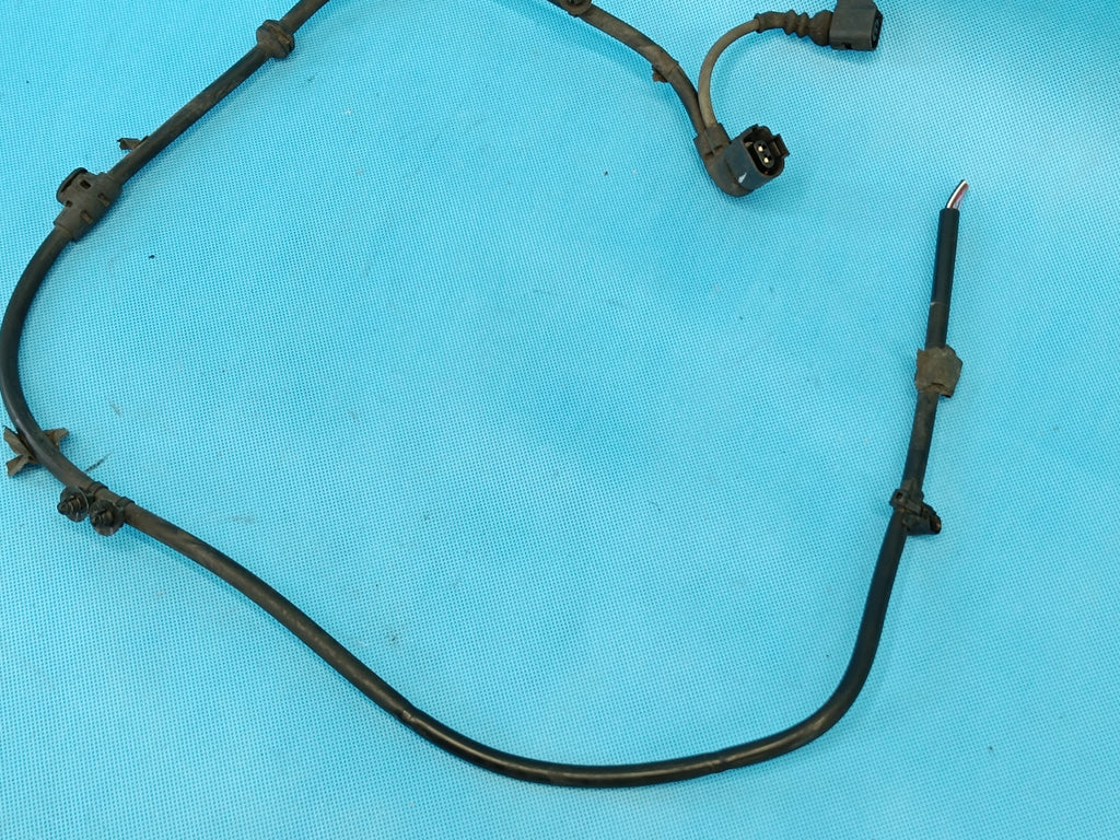 VW GOLF VIII VARIANT 22R WHEEL HARNESS ROTATION SENSOR RIGHT REAR 5WA927902F