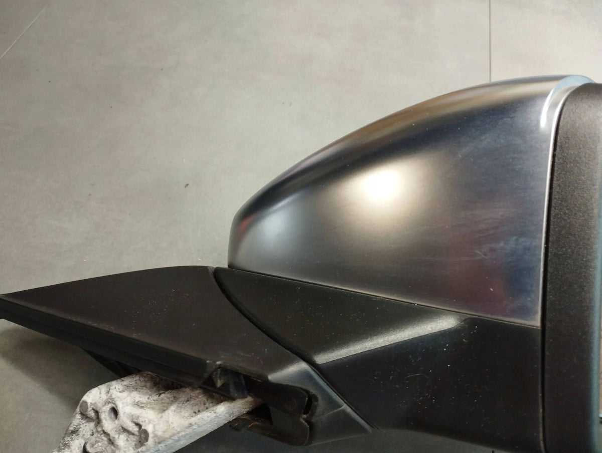 VW Golf VII R MIRROR RIGHT CHROME 13 PIN