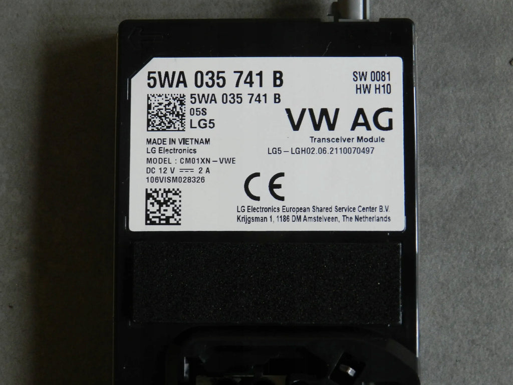 VW Golf VIII 8 ANTENNA MODULE 5WA035741B