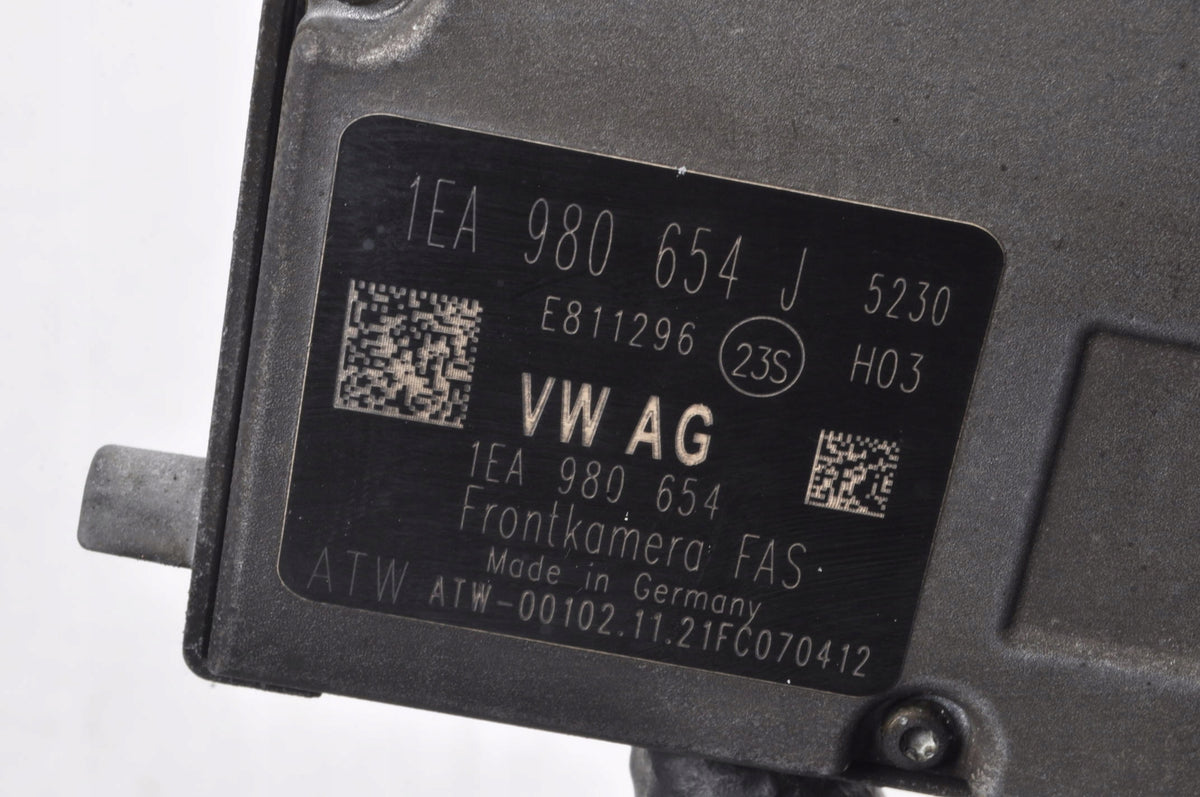 VW ID.4 SKODA ENYAQ iV CAMERA FRONT WINDOW LANE ASSISTANT 1EA980654J