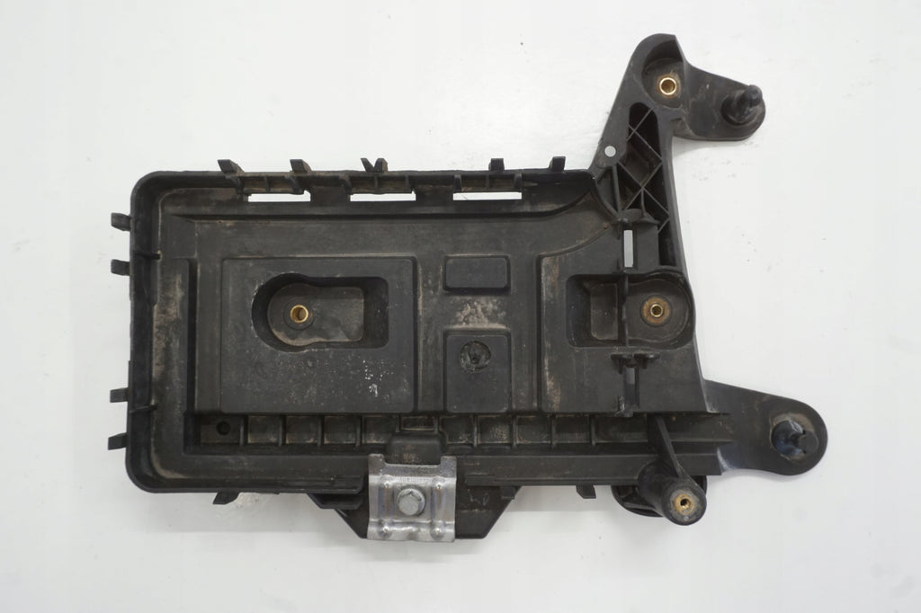 VW JETTA V 05-11 BATTERY BASE 1KM915333